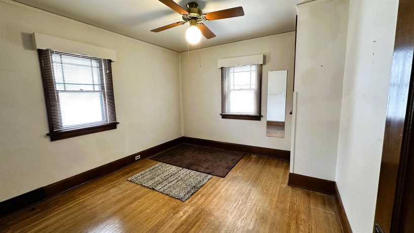 1621 Latham, ROCKFORD, Illinois 61103, 2 Bedrooms Bedrooms, ,1 BathroomBathrooms,House,For Sale,Latham,202604626