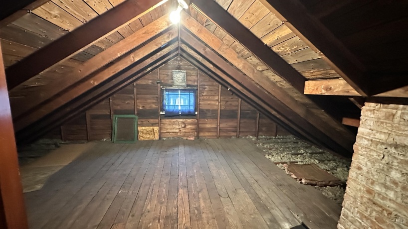 1621 Latham, ROCKFORD, Illinois 61103, 2 Bedrooms Bedrooms, ,1 BathroomBathrooms,House,For Sale,Latham,202604626