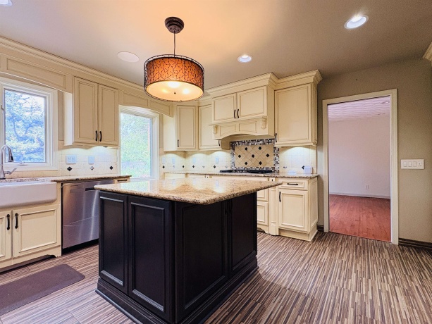 4416 Eaton, ROCKFORD, Illinois 61114, 4 Bedrooms Bedrooms, ,2 BathroomsBathrooms,House,For Sale,Eaton,202604627
