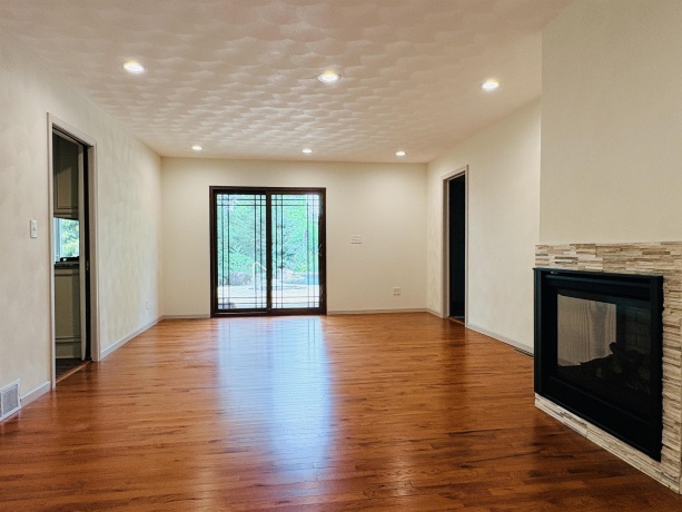 4416 Eaton, ROCKFORD, Illinois 61114, 4 Bedrooms Bedrooms, ,2 BathroomsBathrooms,House,For Sale,Eaton,202604627