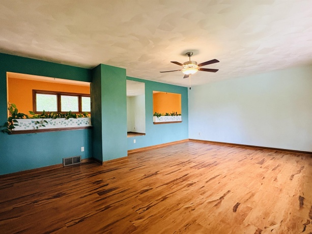 4416 Eaton, ROCKFORD, Illinois 61114, 4 Bedrooms Bedrooms, ,2 BathroomsBathrooms,House,For Sale,Eaton,202604627
