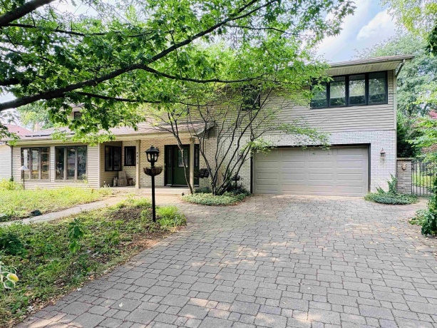 4416 Eaton, ROCKFORD, Illinois 61114, 4 Bedrooms Bedrooms, ,2 BathroomsBathrooms,House,For Sale,Eaton,202604627