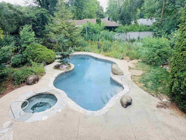 4416 Eaton, ROCKFORD, Illinois 61114, 4 Bedrooms Bedrooms, ,2 BathroomsBathrooms,House,For Sale,Eaton,202604627