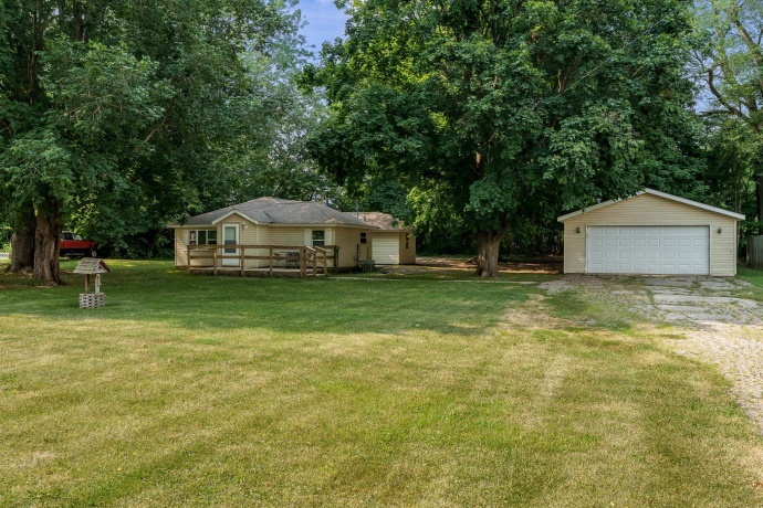 2010 New Milford School, ROCKFORD, Illinois 61109, 3 Bedrooms Bedrooms, ,1 BathroomBathrooms,House,For Sale,New Milford School,202604628