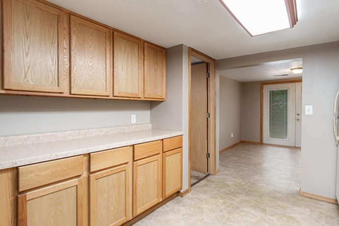 2010 New Milford School, ROCKFORD, Illinois 61109, 3 Bedrooms Bedrooms, ,1 BathroomBathrooms,House,For Sale,New Milford School,202604628