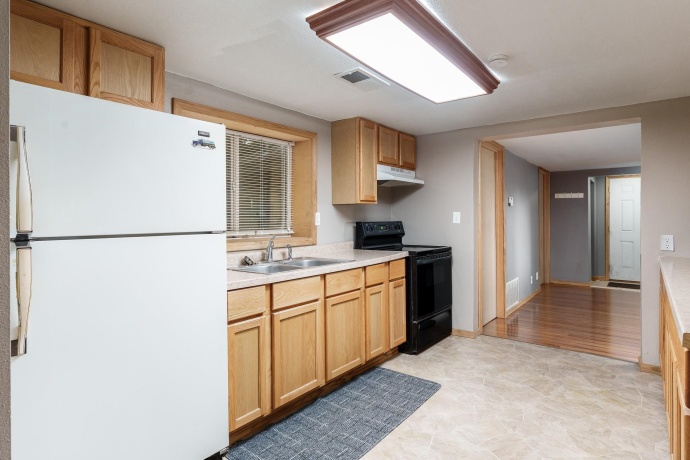 2010 New Milford School, ROCKFORD, Illinois 61109, 3 Bedrooms Bedrooms, ,1 BathroomBathrooms,House,For Sale,New Milford School,202604628
