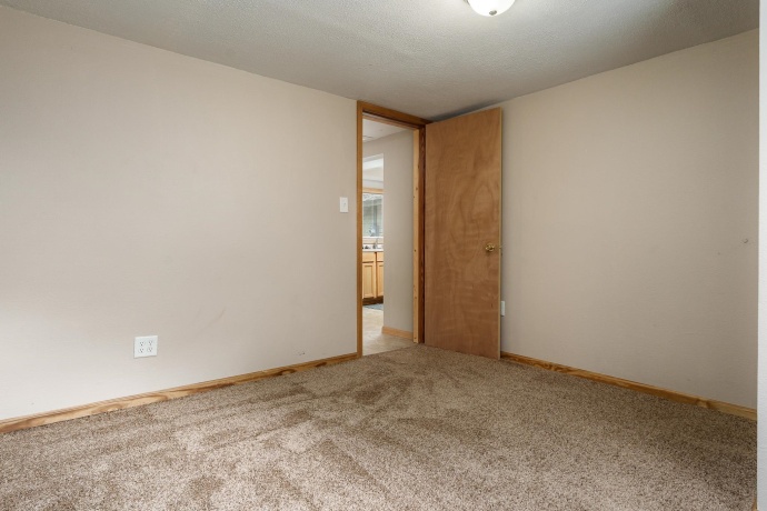 2010 New Milford School, ROCKFORD, Illinois 61109, 3 Bedrooms Bedrooms, ,1 BathroomBathrooms,House,For Sale,New Milford School,202604628