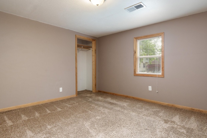 2010 New Milford School, ROCKFORD, Illinois 61109, 3 Bedrooms Bedrooms, ,1 BathroomBathrooms,House,For Sale,New Milford School,202604628