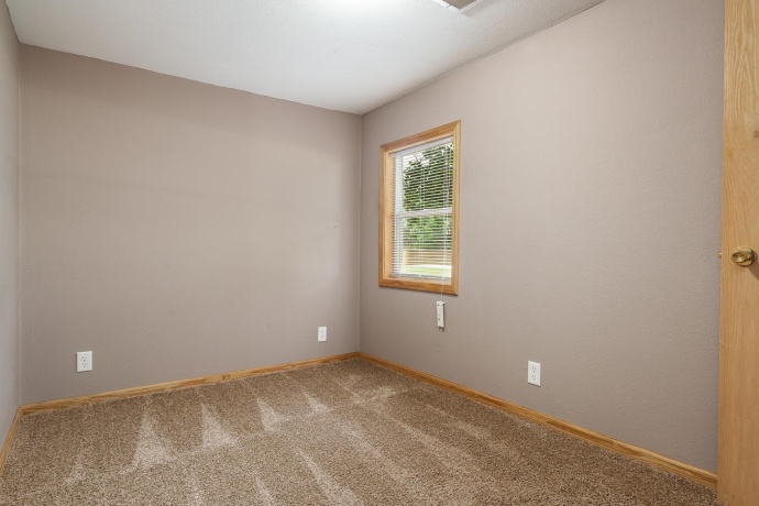 2010 New Milford School, ROCKFORD, Illinois 61109, 3 Bedrooms Bedrooms, ,1 BathroomBathrooms,House,For Sale,New Milford School,202604628