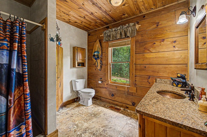 11 Heatherdowns, GALENA, Illinois 61036, 4 Bedrooms Bedrooms, ,3 BathroomsBathrooms,House,For Sale,Heatherdowns,202604631