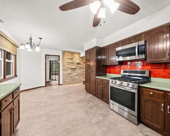 12048 Tower, BYRON, Illinois 61010, 3 Bedrooms Bedrooms, ,2 BathroomsBathrooms,House,For Sale,Tower,202604632