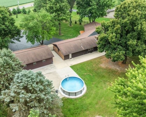 12048 Tower, BYRON, Illinois 61010, 3 Bedrooms Bedrooms, ,2 BathroomsBathrooms,House,For Sale,Tower,202604632