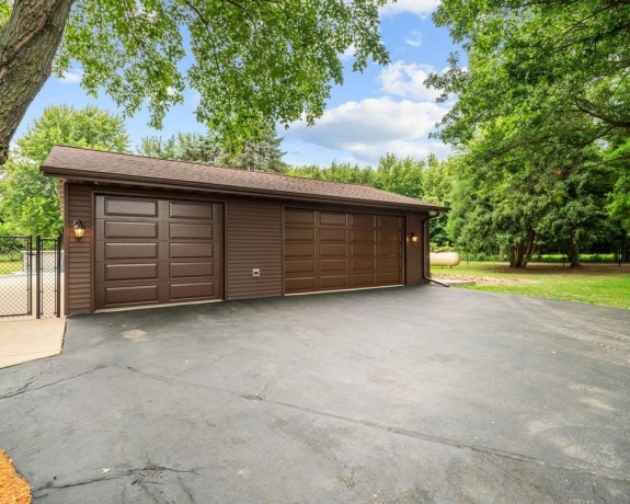 12048 Tower, BYRON, Illinois 61010, 3 Bedrooms Bedrooms, ,2 BathroomsBathrooms,House,For Sale,Tower,202604632