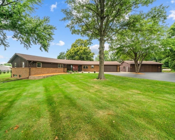 12048 Tower, BYRON, Illinois 61010, 3 Bedrooms Bedrooms, ,2 BathroomsBathrooms,House,For Sale,Tower,202604632
