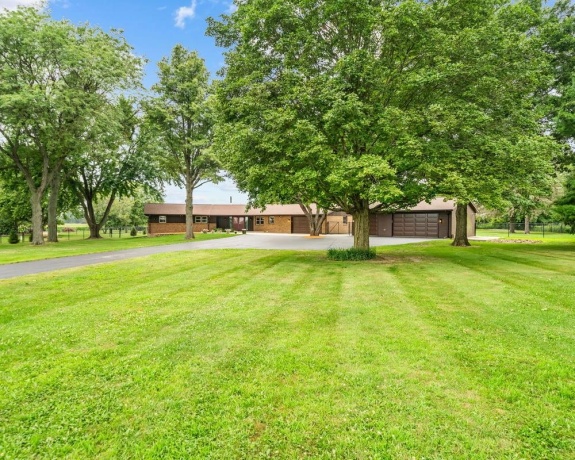 12048 Tower, BYRON, Illinois 61010, 3 Bedrooms Bedrooms, ,2 BathroomsBathrooms,House,For Sale,Tower,202604632