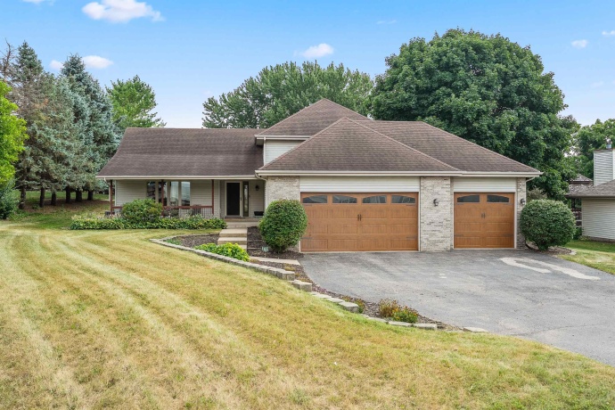 6853 Prairenook, ROSCOE, Illinois 61073, 5 Bedrooms Bedrooms, ,2 BathroomsBathrooms,House,For Sale,Prairenook,202604634
