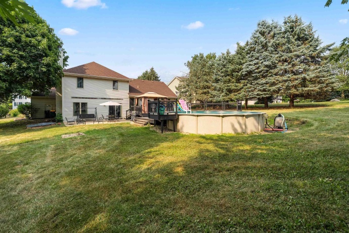 6853 Prairenook, ROSCOE, Illinois 61073, 5 Bedrooms Bedrooms, ,2 BathroomsBathrooms,House,For Sale,Prairenook,202604634