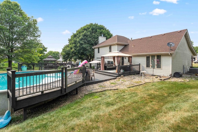6853 Prairenook, ROSCOE, Illinois 61073, 5 Bedrooms Bedrooms, ,2 BathroomsBathrooms,House,For Sale,Prairenook,202604634