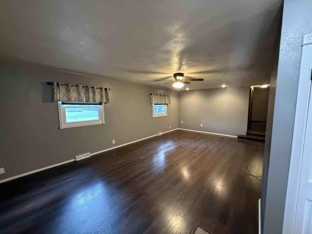 602 Center, LENA, Illinois 61048, 3 Bedrooms Bedrooms, ,2 BathroomsBathrooms,House,For Sale,Center,202604636