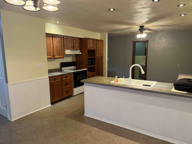 602 Center, LENA, Illinois 61048, 3 Bedrooms Bedrooms, ,2 BathroomsBathrooms,House,For Sale,Center,202604636