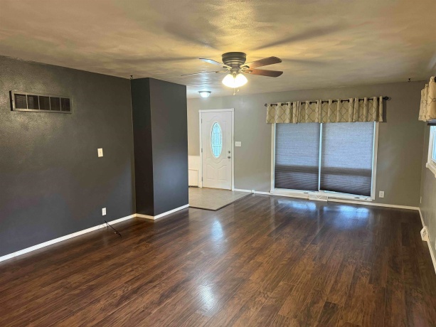 602 Center, LENA, Illinois 61048, 3 Bedrooms Bedrooms, ,2 BathroomsBathrooms,House,For Sale,Center,202604636