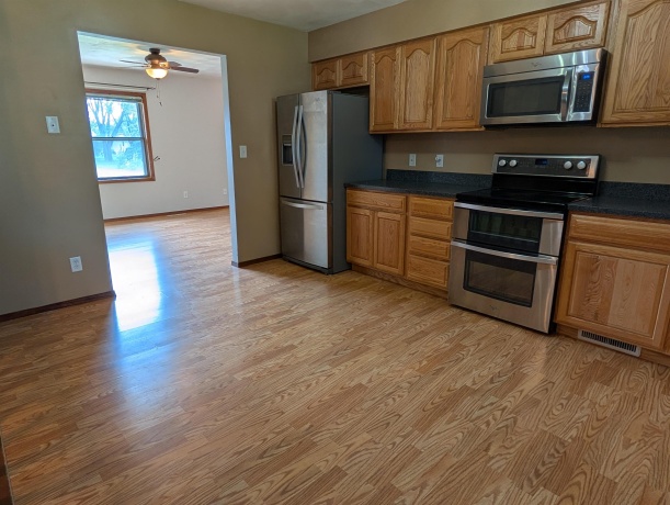 204 Hickory, LENA, Illinois 61048, 2 Bedrooms Bedrooms, ,2 BathroomsBathrooms,House,For Sale,Hickory,202604637