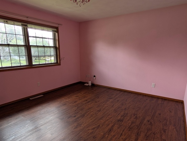 204 Hickory, LENA, Illinois 61048, 2 Bedrooms Bedrooms, ,2 BathroomsBathrooms,House,For Sale,Hickory,202604637