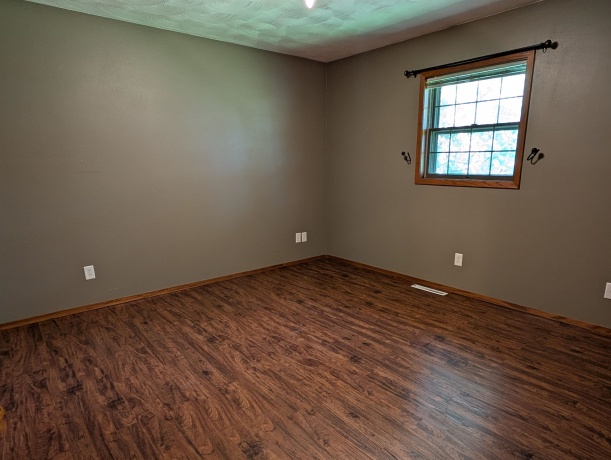 204 Hickory, LENA, Illinois 61048, 2 Bedrooms Bedrooms, ,2 BathroomsBathrooms,House,For Sale,Hickory,202604637