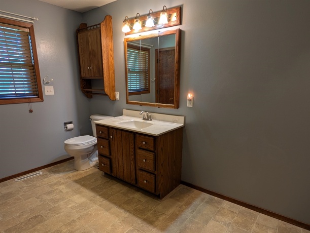 204 Hickory, LENA, Illinois 61048, 2 Bedrooms Bedrooms, ,2 BathroomsBathrooms,House,For Sale,Hickory,202604637