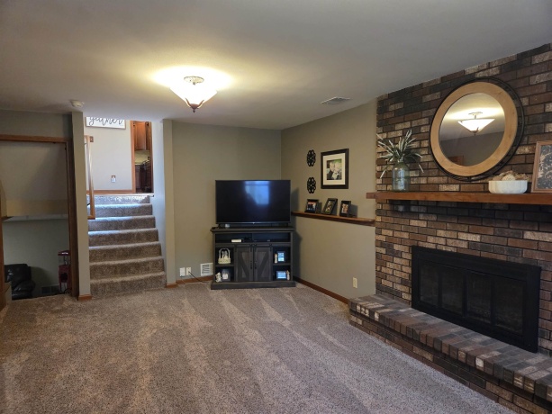 743 Valley Forge, ROCKTON, Illinois 61072, 4 Bedrooms Bedrooms, ,3 BathroomsBathrooms,House,For Sale,Valley Forge,202604638
