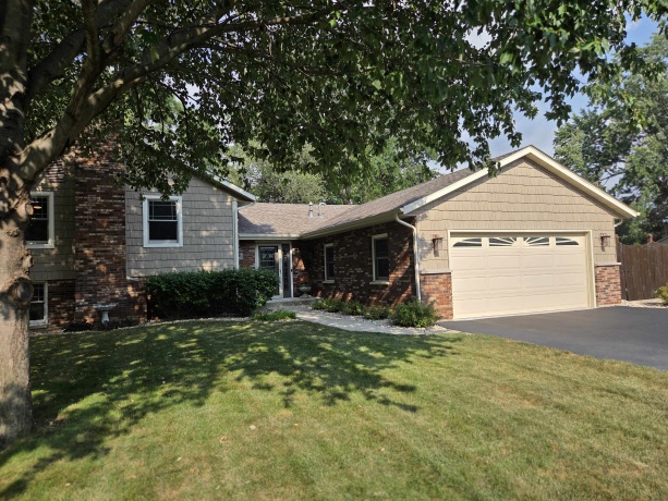 743 Valley Forge, ROCKTON, Illinois 61072, 4 Bedrooms Bedrooms, ,3 BathroomsBathrooms,House,For Sale,Valley Forge,202604638