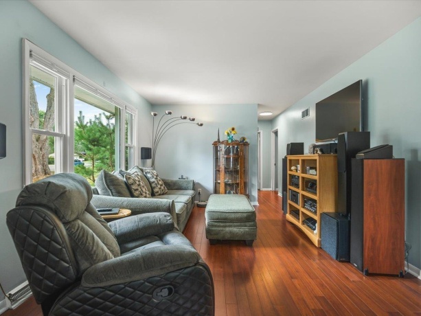 1398 Randall, ROCKFORD, Illinois 61108, 2 Bedrooms Bedrooms, ,1 BathroomBathrooms,House,For Sale,Randall,202604644