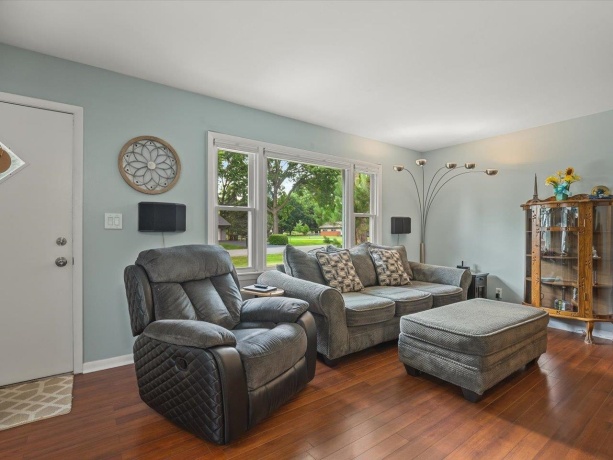 1398 Randall, ROCKFORD, Illinois 61108, 2 Bedrooms Bedrooms, ,1 BathroomBathrooms,House,For Sale,Randall,202604644