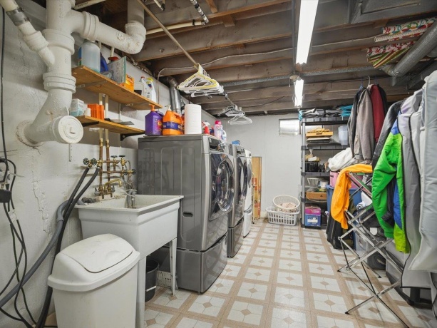 1398 Randall, ROCKFORD, Illinois 61108, 2 Bedrooms Bedrooms, ,1 BathroomBathrooms,House,For Sale,Randall,202604644