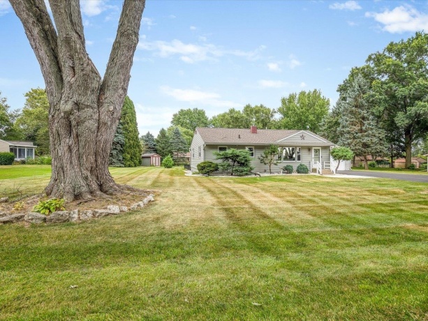 1398 Randall, ROCKFORD, Illinois 61108, 2 Bedrooms Bedrooms, ,1 BathroomBathrooms,House,For Sale,Randall,202604644