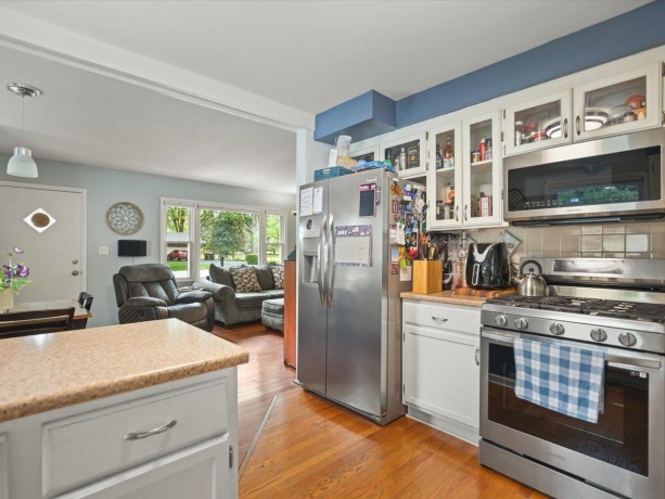 1398 Randall, ROCKFORD, Illinois 61108, 2 Bedrooms Bedrooms, ,1 BathroomBathrooms,House,For Sale,Randall,202604644