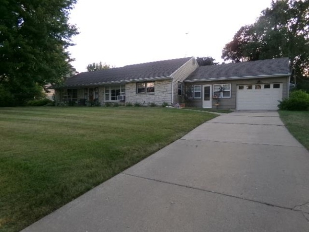 1104 Benson Blvd., FREEPORT, Illinois 61032, 2 Bedrooms Bedrooms, ,2 BathroomsBathrooms,House,For Sale,Benson Blvd.,202604646