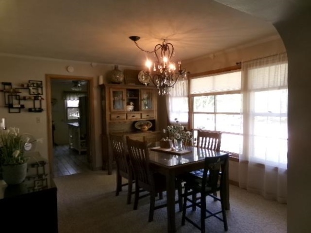 1104 Benson Blvd., FREEPORT, Illinois 61032, 2 Bedrooms Bedrooms, ,2 BathroomsBathrooms,House,For Sale,Benson Blvd.,202604646