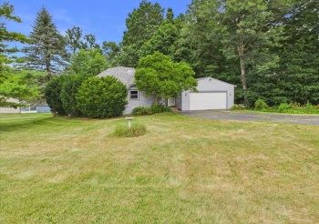 1636 Larchmont, DAVIS, Illinois 61019, 2 Bedrooms Bedrooms, ,1 BathroomBathrooms,House,For Sale,Larchmont,202604651