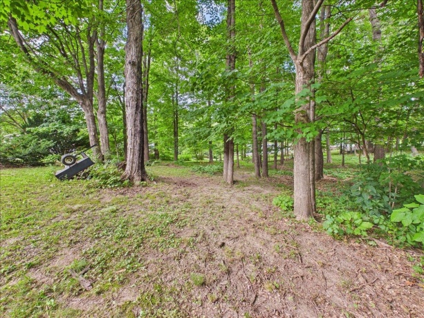 1636 Larchmont, DAVIS, Illinois 61019, 2 Bedrooms Bedrooms, ,1 BathroomBathrooms,House,For Sale,Larchmont,202604651