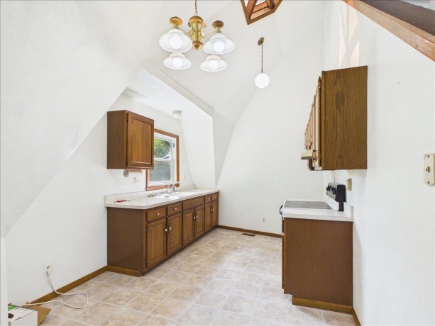 1636 Larchmont, DAVIS, Illinois 61019, 2 Bedrooms Bedrooms, ,1 BathroomBathrooms,House,For Sale,Larchmont,202604651
