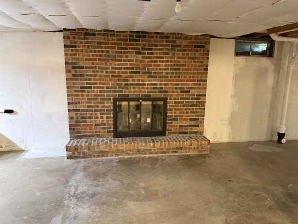 2282 Shepard, FREEPORT, Illinois 61032, 3 Bedrooms Bedrooms, ,2 BathroomsBathrooms,House,For Sale,Shepard,202604652