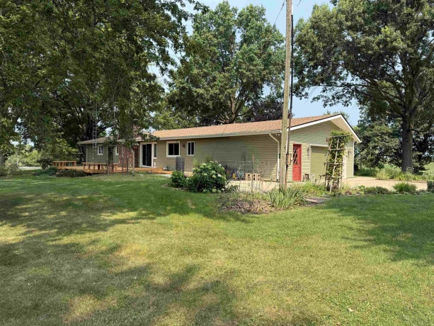 2282 Shepard, FREEPORT, Illinois 61032, 3 Bedrooms Bedrooms, ,2 BathroomsBathrooms,House,For Sale,Shepard,202604652