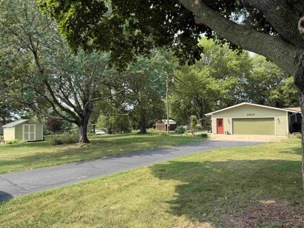 2282 Shepard, FREEPORT, Illinois 61032, 3 Bedrooms Bedrooms, ,2 BathroomsBathrooms,House,For Sale,Shepard,202604652