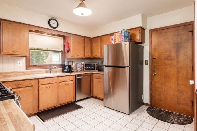 2212 Silverhorn, ROCKFORD, Illinois 61107, 3 Bedrooms Bedrooms, ,2 BathroomsBathrooms,House,For Sale,Silverhorn,202604653