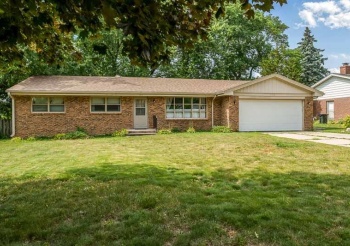 2212 Silverhorn, ROCKFORD, Illinois 61107, 3 Bedrooms Bedrooms, ,2 BathroomsBathrooms,House,For Sale,Silverhorn,202604653