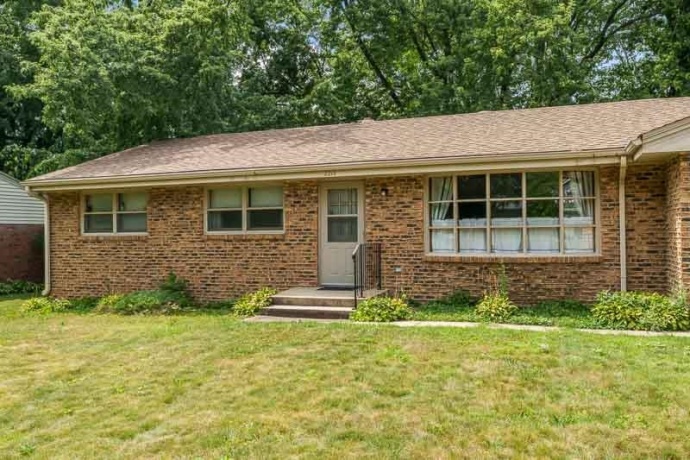 2212 Silverhorn, ROCKFORD, Illinois 61107, 3 Bedrooms Bedrooms, ,2 BathroomsBathrooms,House,For Sale,Silverhorn,202604653