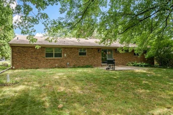 2212 Silverhorn, ROCKFORD, Illinois 61107, 3 Bedrooms Bedrooms, ,2 BathroomsBathrooms,House,For Sale,Silverhorn,202604653