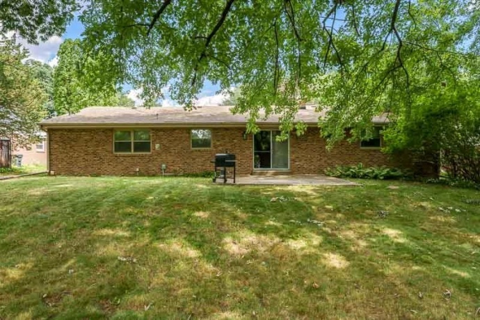 2212 Silverhorn, ROCKFORD, Illinois 61107, 3 Bedrooms Bedrooms, ,2 BathroomsBathrooms,House,For Sale,Silverhorn,202604653