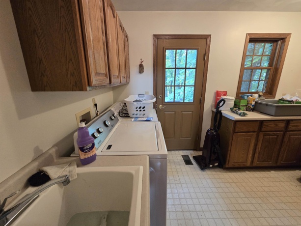 5931 Bogey, POLO, Illinois 61064, 2 Bedrooms Bedrooms, ,2 BathroomsBathrooms,House,For Sale,Bogey,202604655